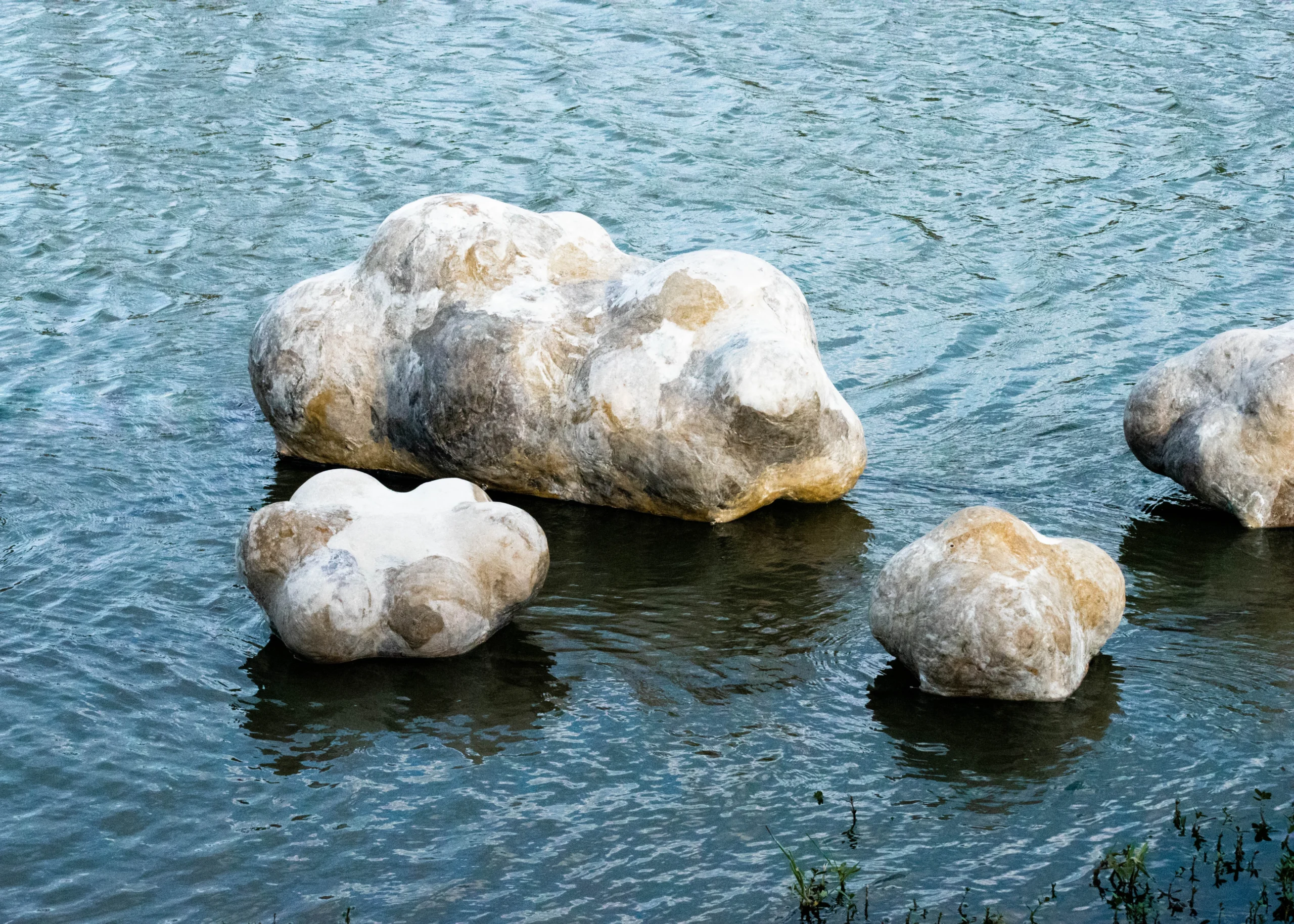 木子一十一_leewang studio_月津港燈節_白天效果02 木子一十一工作室於2026年參加月津港燈節,白天作品效果展示